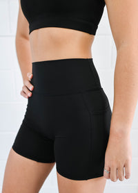 Apex 6" Bike Shorts (Womens) - Black