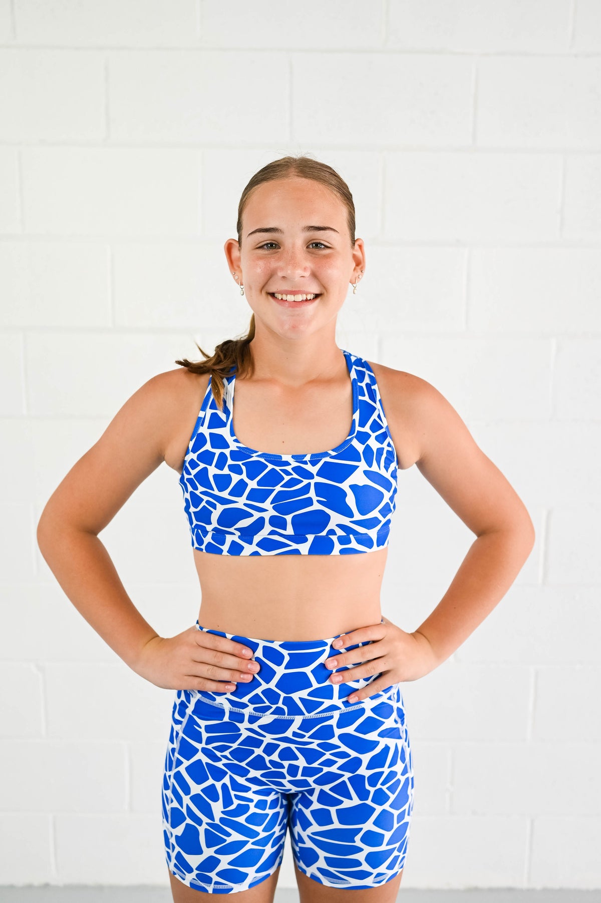 Tempo 6" Bike Shorts (Womens) - Cobalt Giraffe